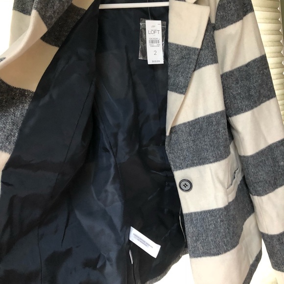NWT Loft  Blazer - Picture 4 of 5